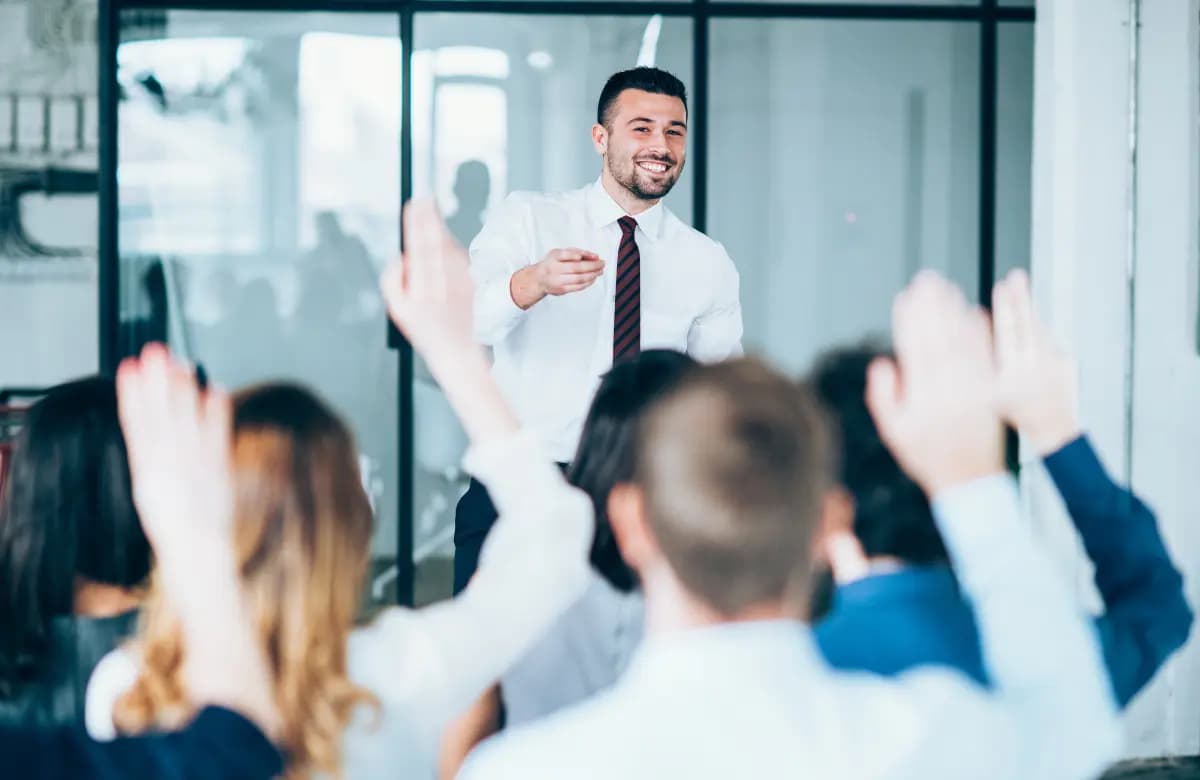 Why T-Shaped Skills Matter in Software Engineering Teams